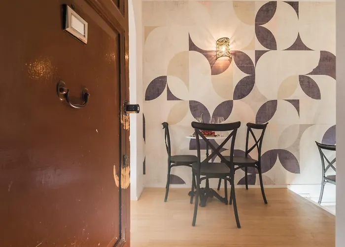 The Rent - Charming Two-bedroom Near The Vatican Roma