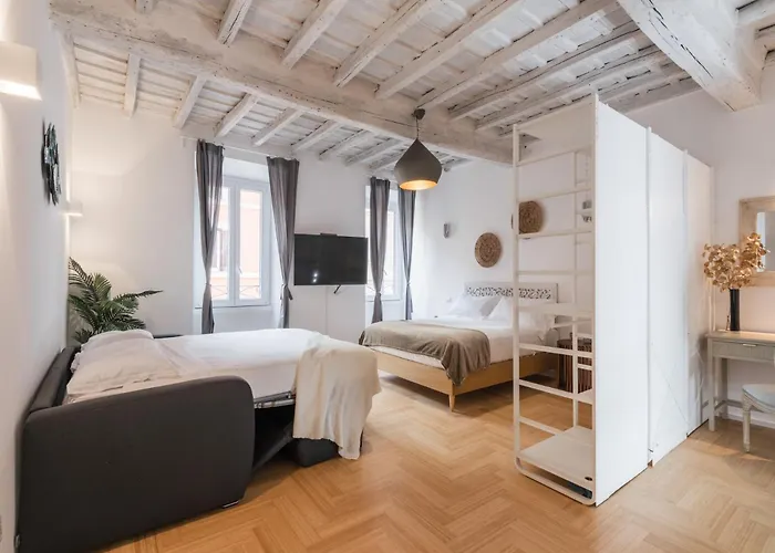 The Rent - Charming Two-bedroom Near The Vatican *